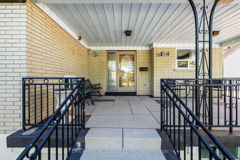 Photo 4 at 58 Candlewood Crescent, York University Heights, Toronto