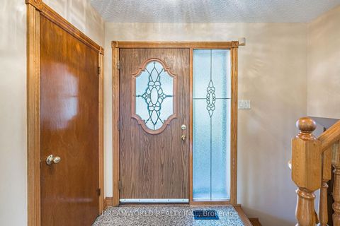 Photo 11 at 58 Candlewood Crescent, York University Heights, Toronto
