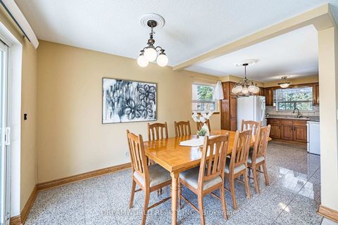 Photo 18 at 58 Candlewood Crescent, York University Heights, Toronto