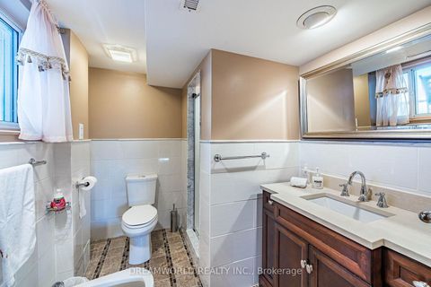 Photo 34 at 58 Candlewood Crescent, York University Heights, Toronto