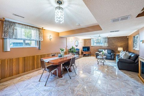 Photo 37 at 58 Candlewood Crescent, York University Heights, Toronto