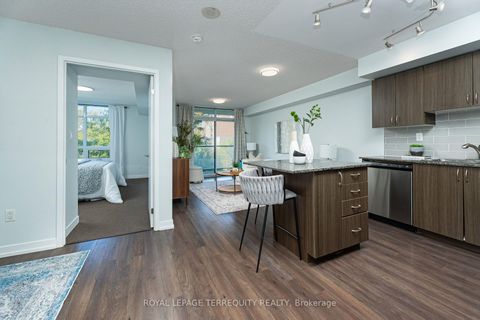 Photo 2 at 320 - 816 Lansdowne Avenue, Junction, Toronto