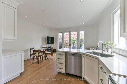 Photo 14 at 354 Old Orchard Grove, Nortown, Toronto