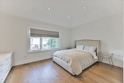 Photo 22 at 354 Old Orchard Grove, Nortown, Toronto