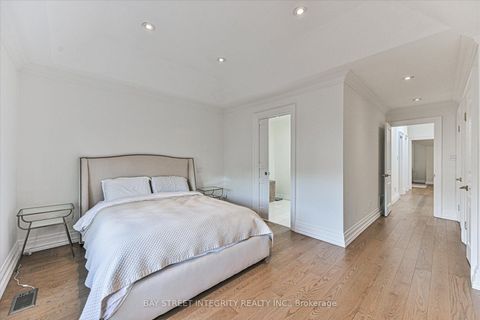 Photo 24 at 354 Old Orchard Grove, Nortown, Toronto