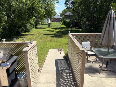 Photo 41 at 65 Donald Street, Queen's Park, Barrie