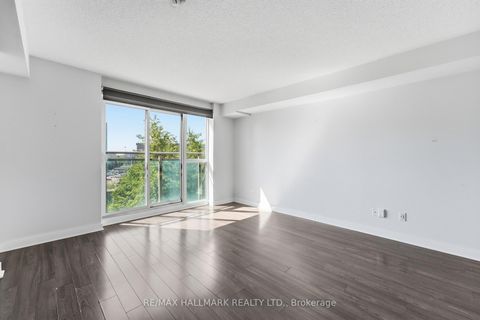 Photo 2 at 417 - 120 Dallimore Circle, Don Mills, Toronto