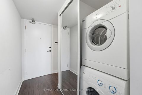 Photo 11 at 417 - 120 Dallimore Circle, Don Mills, Toronto