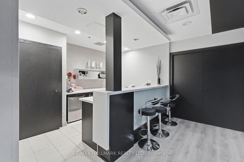 Photo 20 at 417 - 120 Dallimore Circle, Don Mills, Toronto