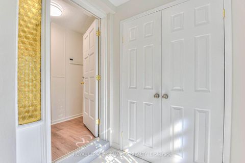 Photo 4 at 132 Valdor Drive, Agincourt North, Toronto