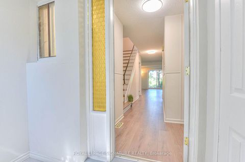 Photo 5 at 132 Valdor Drive, Agincourt North, Toronto