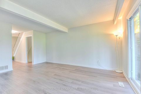 Photo 10 at 132 Valdor Drive, Agincourt North, Toronto