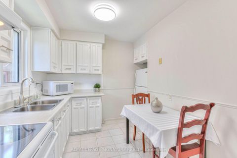 Photo 15 at 132 Valdor Drive, Agincourt North, Toronto