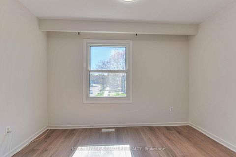 Photo 30 at 132 Valdor Drive, Agincourt North, Toronto