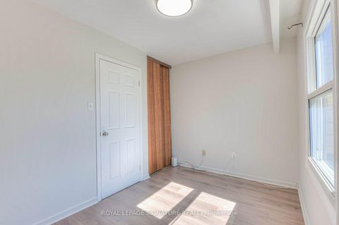 Photo 31 at 132 Valdor Drive, Agincourt North, Toronto