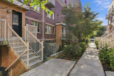 Photo 2 at 225 - 11 Ruttan Street, Dufferin Grove, Toronto
