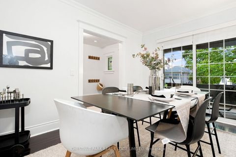 Photo 2 at 127 Durie Street, Swansea, Toronto