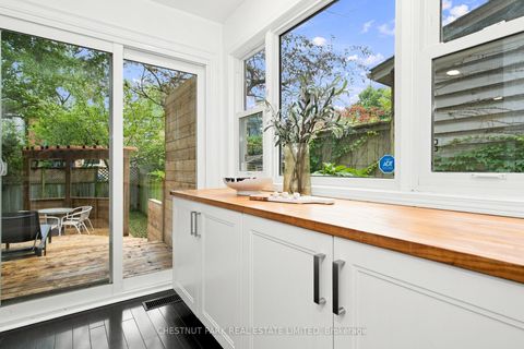 Photo 8 at 127 Durie Street, Swansea, Toronto