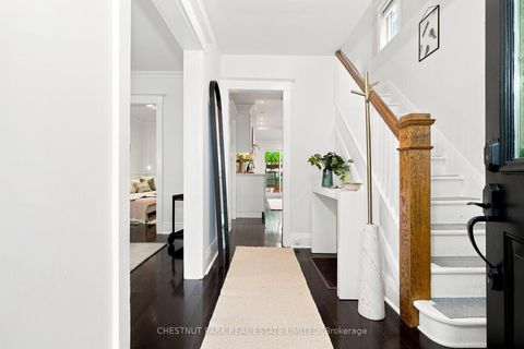 Photo 14 at 127 Durie Street, Swansea, Toronto