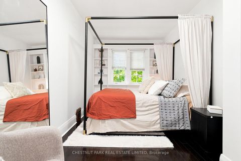 Photo 19 at 127 Durie Street, Swansea, Toronto