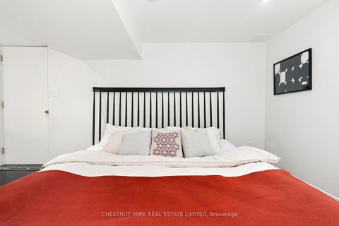 Photo 29 at 127 Durie Street, Swansea, Toronto