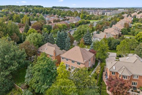 Photo 2 at 18 Ardmore Crescent, Bayview Hill, Richmond Hill