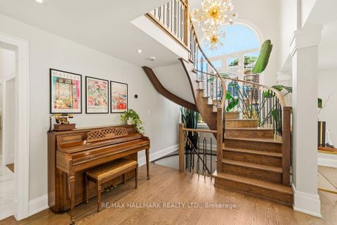 Photo 15 at 18 Ardmore Crescent, Bayview Hill, Richmond Hill