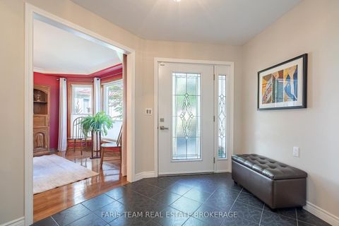 Photo 4 at 142 Nelson Street, Grove East, Barrie