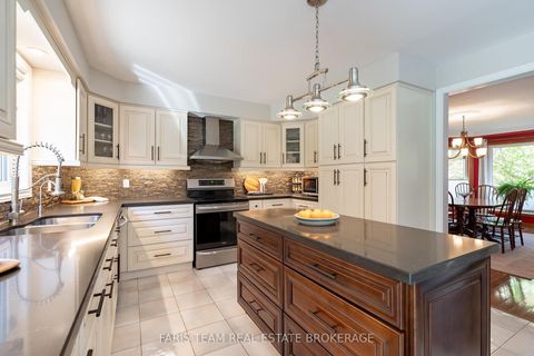 Photo 7 at 142 Nelson Street, Grove East, Barrie