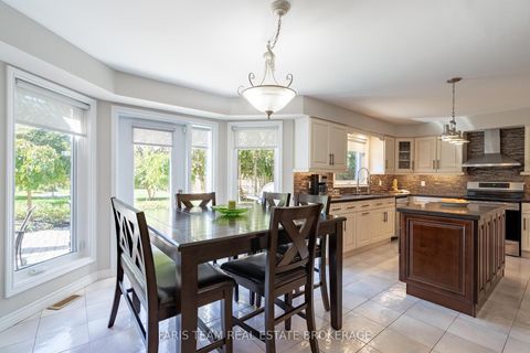 Photo 10 at 142 Nelson Street, Grove East, Barrie