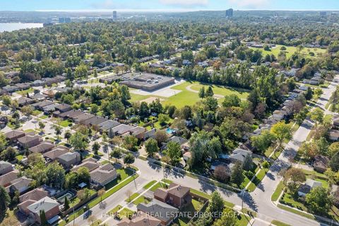 Photo 45 at 142 Nelson Street, Grove East, Barrie