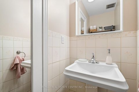 Photo 8 at 15 - 33 Celeste Drive, West Hill, Toronto