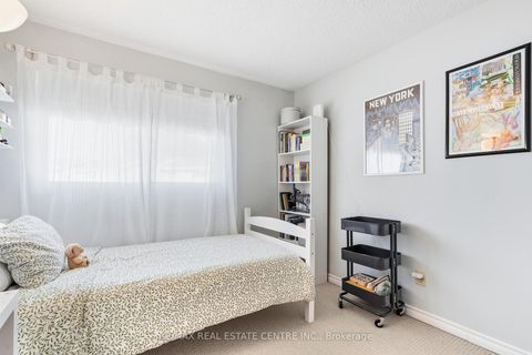 Photo 30 at 15 - 33 Celeste Drive, West Hill, Toronto