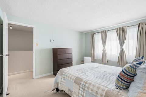 Photo 36 at 15 - 33 Celeste Drive, West Hill, Toronto