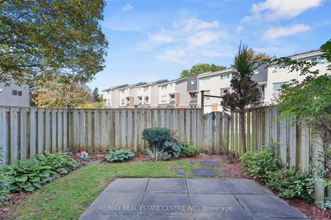 Photo 42 at 15 - 33 Celeste Drive, West Hill, Toronto