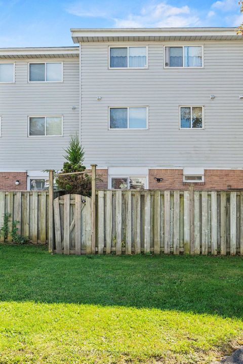 Photo 45 at 15 - 33 Celeste Drive, West Hill, Toronto