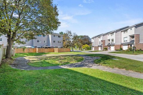 Photo 47 at 15 - 33 Celeste Drive, West Hill, Toronto