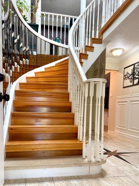 Photo 14 at 227 Hickling Trail, Grove East, Barrie