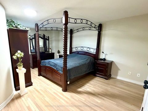Photo 23 at 227 Hickling Trail, Grove East, Barrie