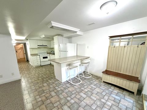 Photo 40 at 227 Hickling Trail, Grove East, Barrie