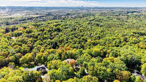 Photo 35 at 38 Bridgewater Drive, Rural Richmond Hill, Richmond Hill