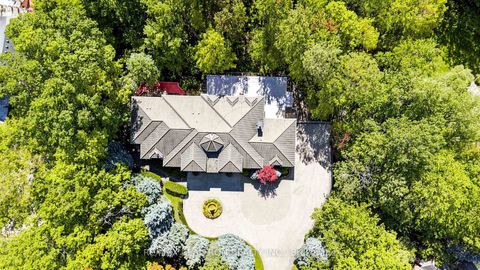 Photo 38 at 38 Bridgewater Drive, Rural Richmond Hill, Richmond Hill