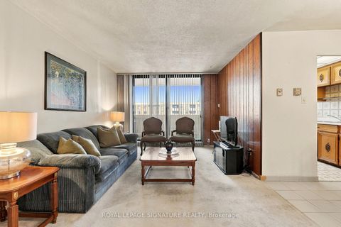 Photo 8 at 539 - 2645 Jane Street, Jane Heights, Toronto
