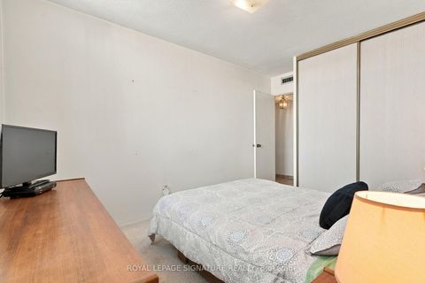Photo 18 at 539 - 2645 Jane Street, Jane Heights, Toronto