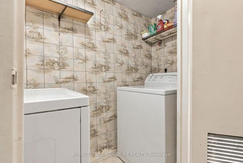 Photo 23 at 539 - 2645 Jane Street, Jane Heights, Toronto