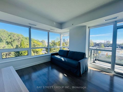 Photo 5 at 205 - 160 Vanderhoof Avenue, Thorncliffe Park, Toronto
