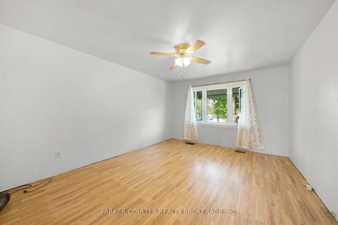Photo 9 at 19 Adelaide Street, Allandale, Barrie