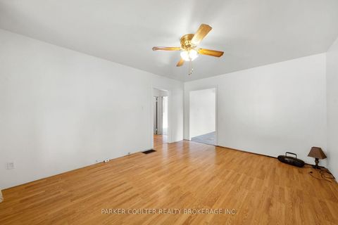 Photo 11 at 19 Adelaide Street, Allandale, Barrie