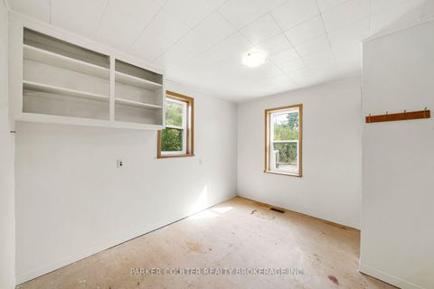 Photo 14 at 19 Adelaide Street, Allandale, Barrie