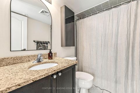 Photo 11 at TH5 - 98 Carr Street, Chinatown, Toronto